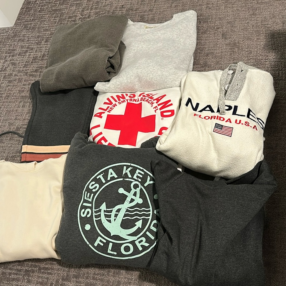 Hoodies 
New
Only one is worn one time